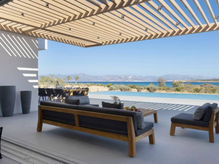 Fully equipped charming vacation home with patio, garden & private pool | Next to the beach | Dogs allowed — photo 2