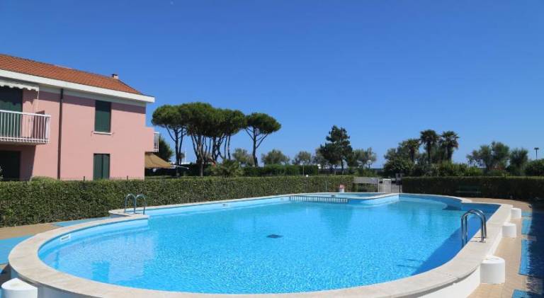 House with pool | Next to the beach | Pet-friendly in Jesolo