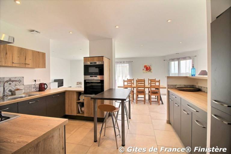 Gite with yard, patio & grill — photo 3