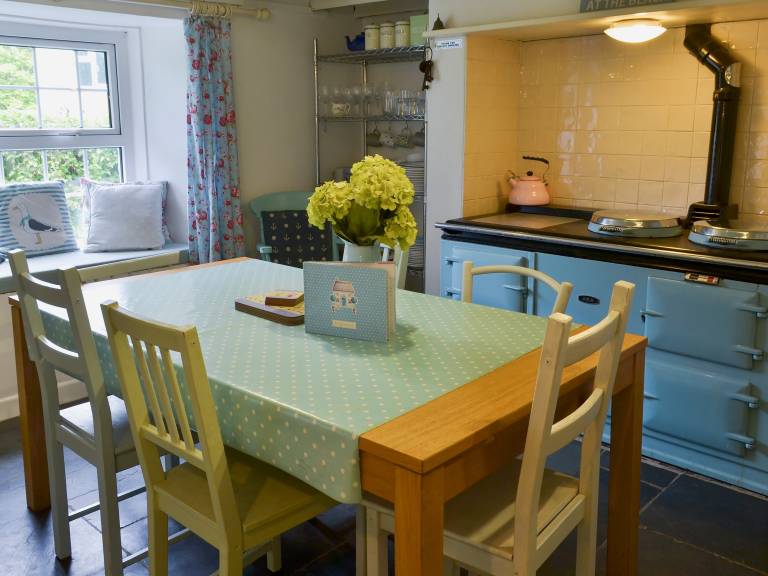 Family-oriented cottage with BBQ & garden | Pet-friendly — photo 5