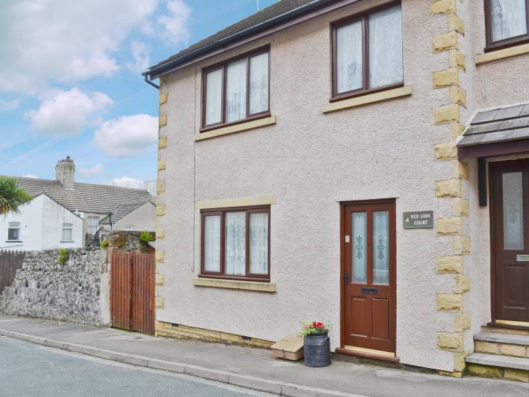 Cottage Millom