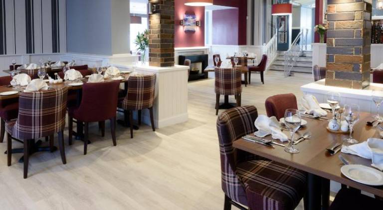 The Crown Hotel — photo 3