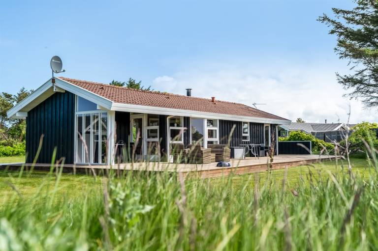 Fully equipped wonderful house with terrace | Dogs allowed in Lokken