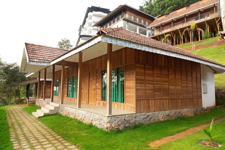 Resort  Munnar