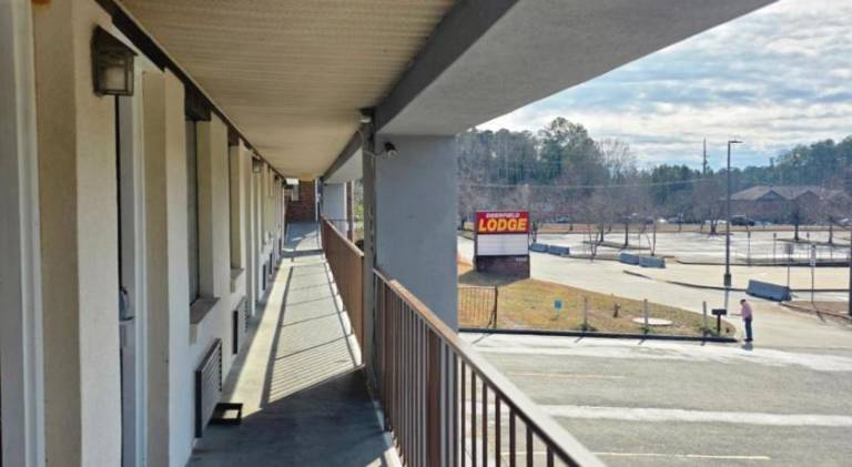 Deerfield Lodge — photo 2