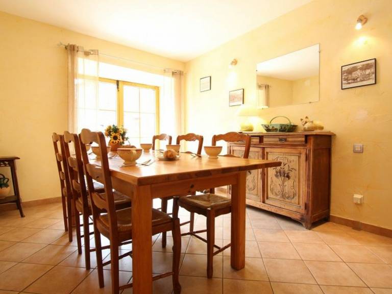 Farm cottage in Saint-Christophe-sur-Dolaison with terrace and private ensuite rooms — photo 3