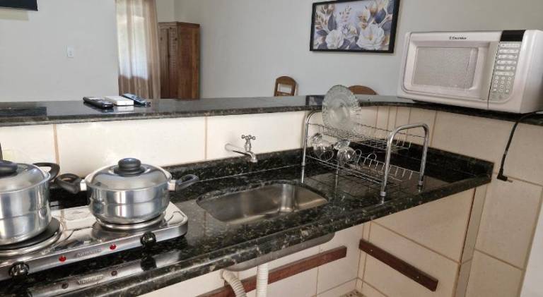 Serviced apartment with barbeque, pool & yard | Pets allowed — photo 4