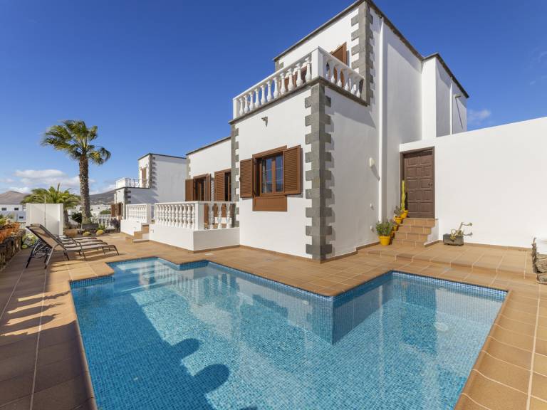 Villa  Tías