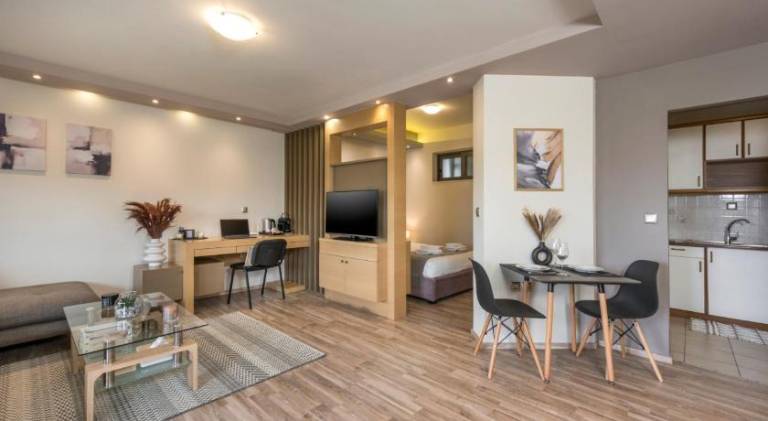 Rental apartment with patio & garden | Good for workation — photo 2