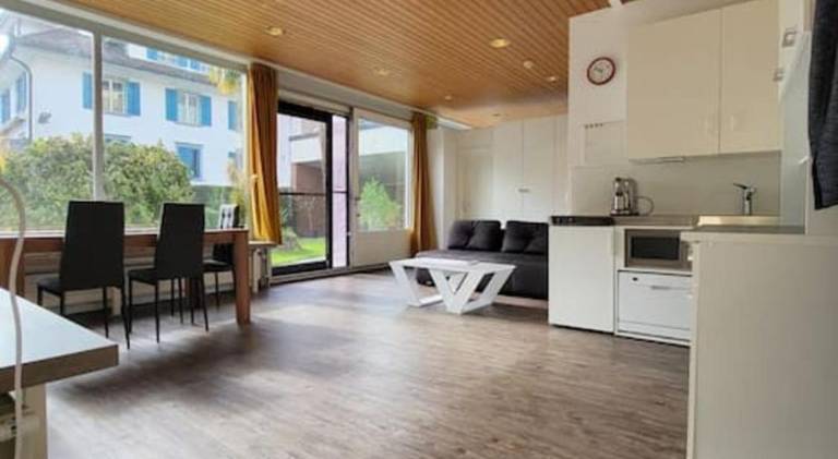 Apartment with 1 room for 5 persons — photo 3