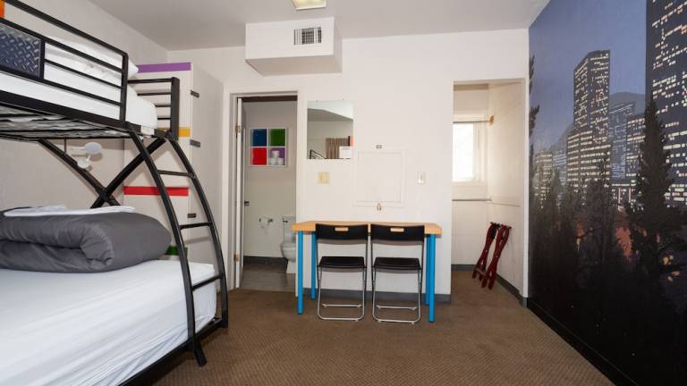 Hostel Northeast Colorado Springs