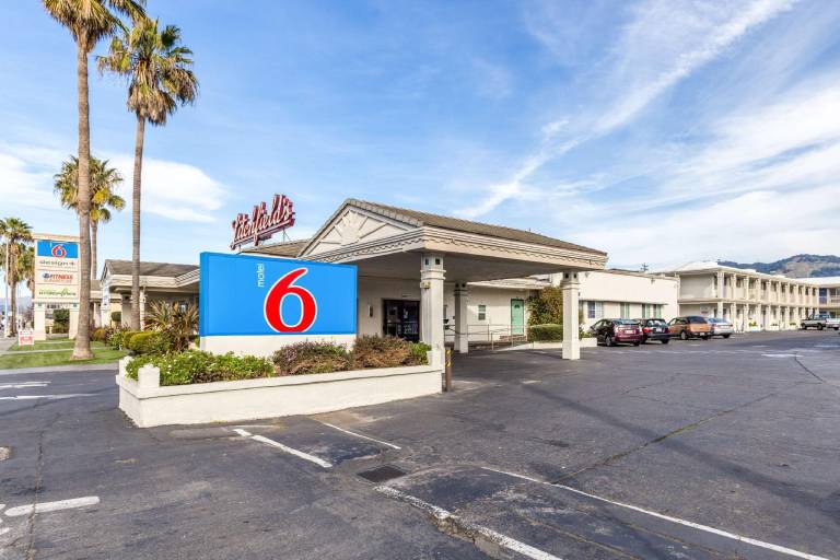Motel 6 San Rafael, CA in San Rafael