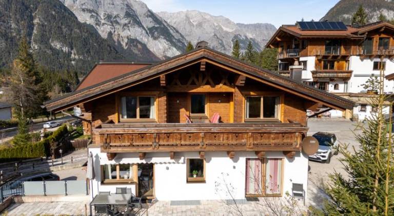Schickster Mountain Lodge — photo 3