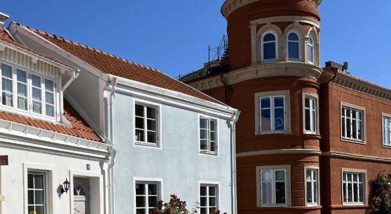 80 m&sup2; Villa