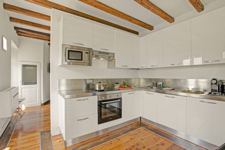 Fully equipped lovely apartment | Lake view | Suitable for remote work | Dogs allowed — photo 5