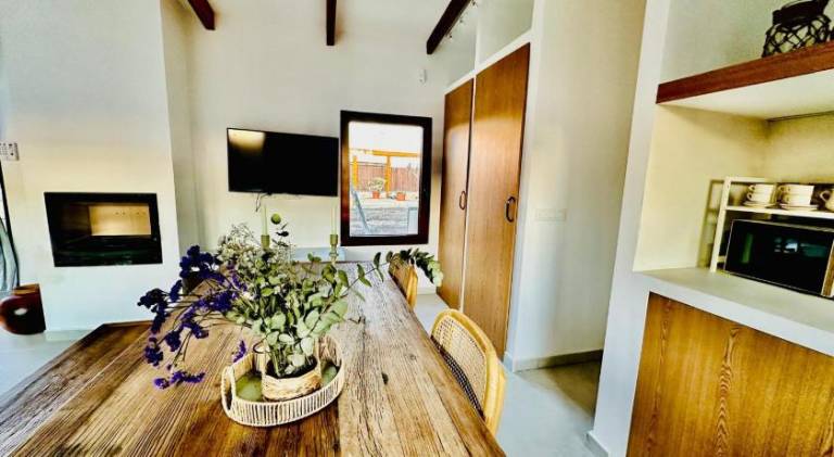 Villa with private pool, yard & patio — photo 4