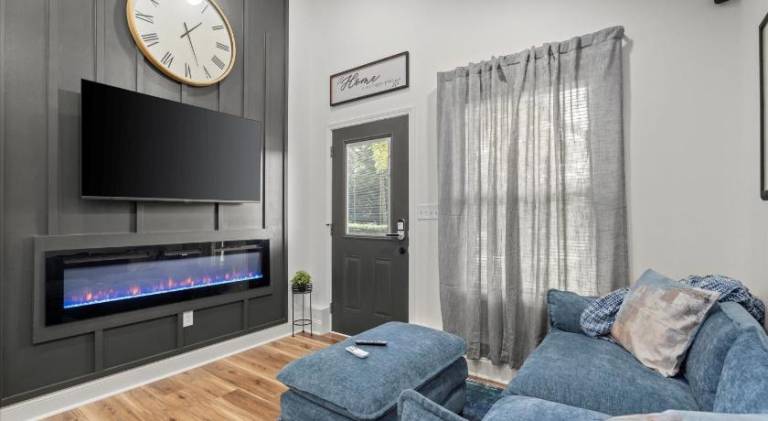 Vacation home with 2 rooms for 4 persons in Decatur, GA