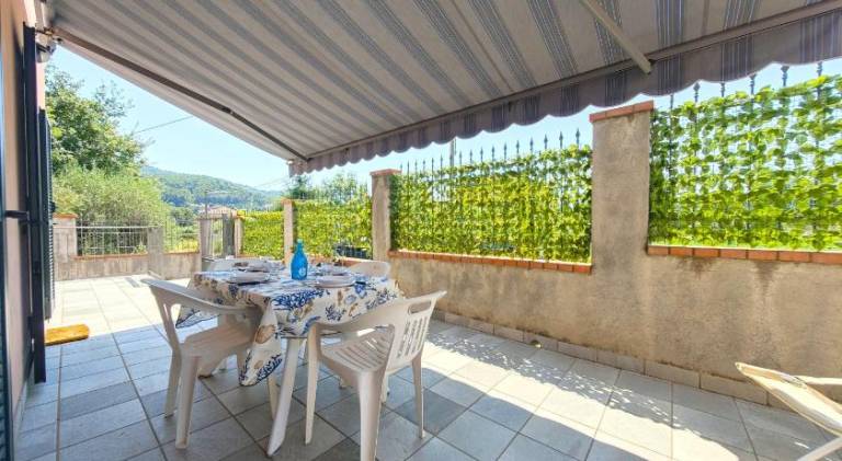 Holiday apartment with 2 rooms for 4 persons — photo 5