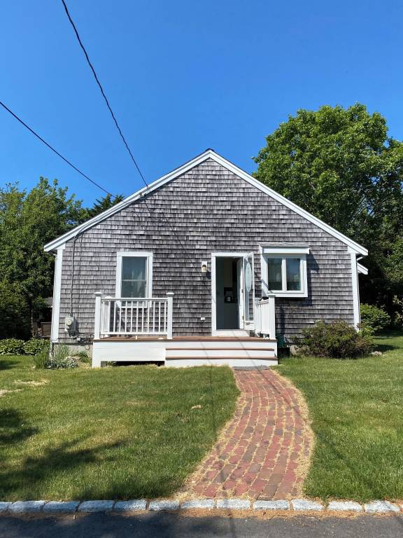 Cabin Sagamore Beach