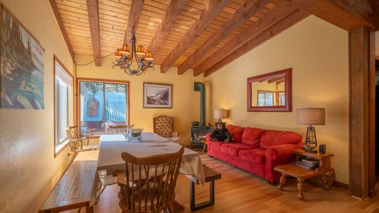 House  Truckee