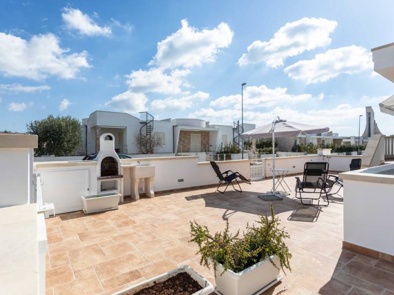Family-friendly charming house with barbeque & terrace | Pets are welcome — photo 3