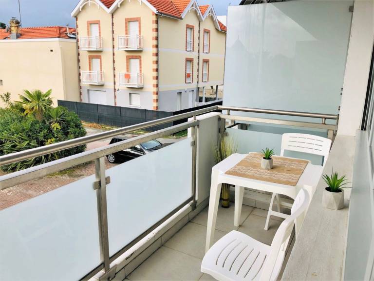 Apartment with yard & terrace | Perfect for remote work — photo 3