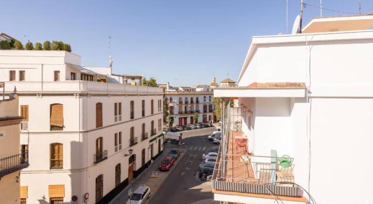 La Maestranza Charming one or two bedrooms Apartments by OCityzen — photo 3