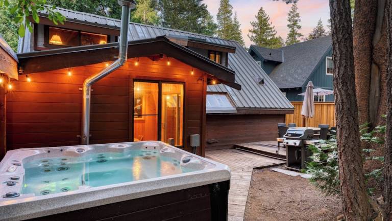 Cabin Tahoma