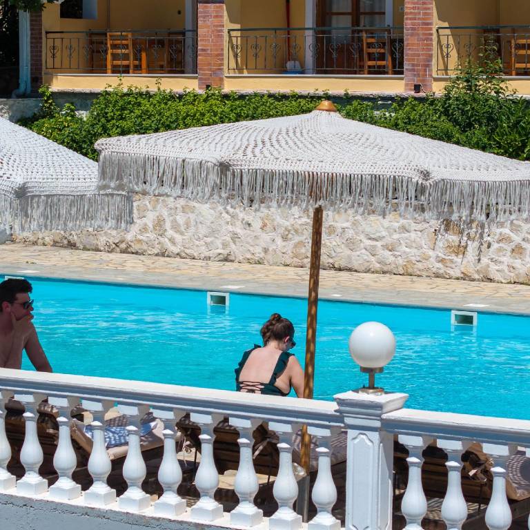 Wonderful serviced apartment with pool | Close to the beach | Pets allowed — photo 2
