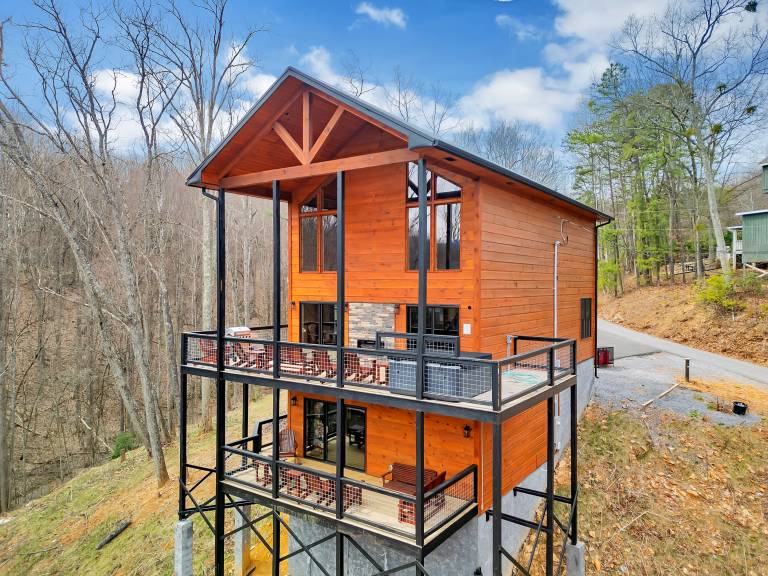 House with fast internet & BBQ in Gatlinburg, TN