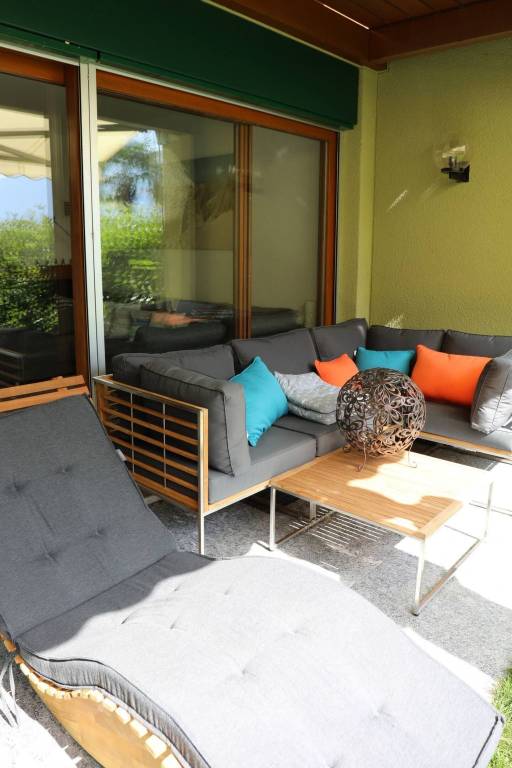 House with sauna, pool & yard | Lake view — photo 4