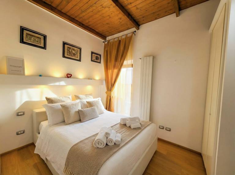 Family-oriented holiday apartment with terrace | Water view | Pets are welcome in Bari