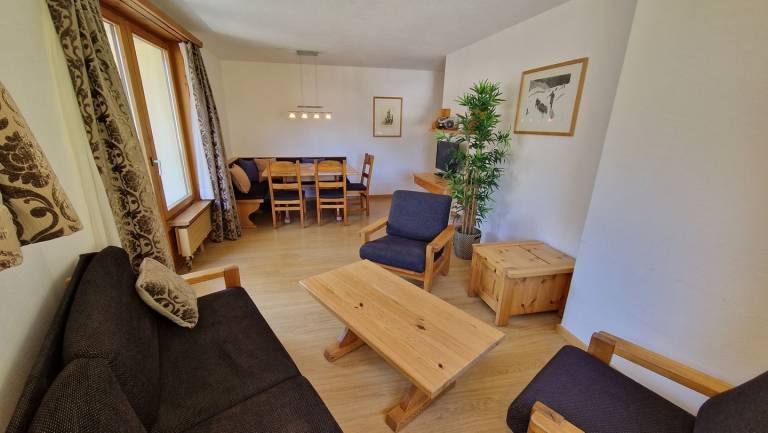 3-room flat; large fridge; dogs welcome — photo 2