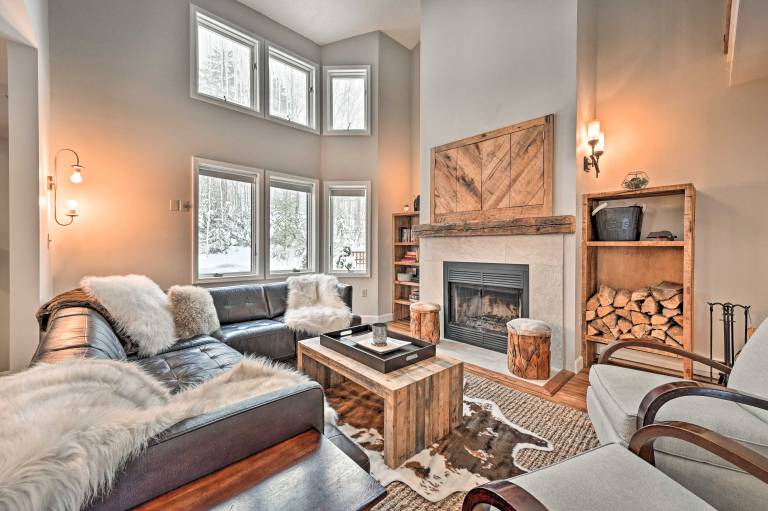 Updated Condo Next to Burke Mountain Bike Trails