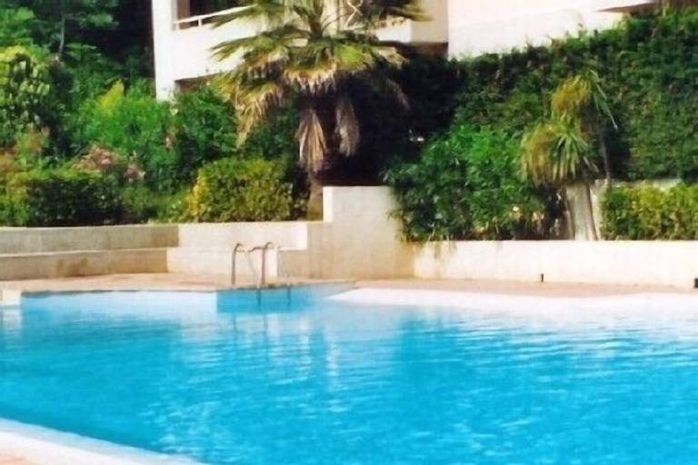 Apartment with pool | Pets are welcome — photo 5