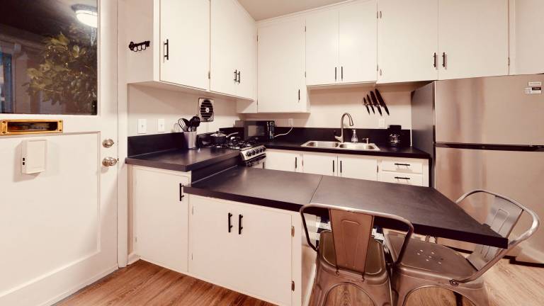 Apartment  Larimers Corner