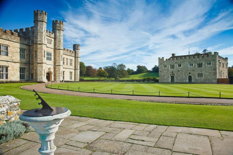 Maidens Tower B&B in Maidstone