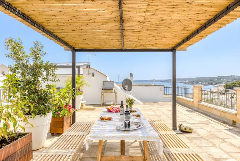 Cozy pool house with view, 3 min walk to sea — photo 4