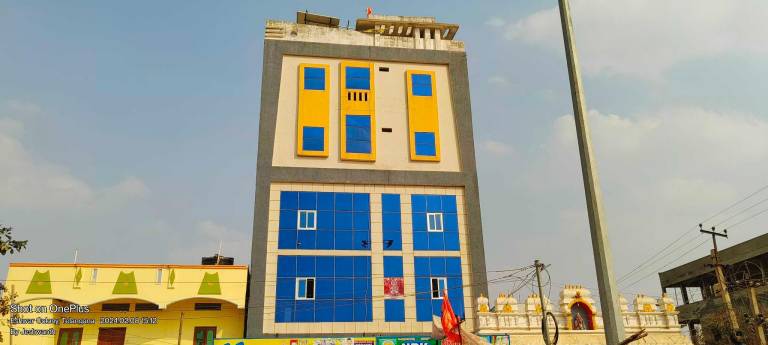 Townhouse Hayatnagar Bus Terminal