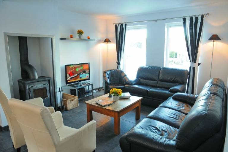 Fully equipped nice vacation home with garden, sauna & BBQ | Nature view | Pet-friendly — photo 2