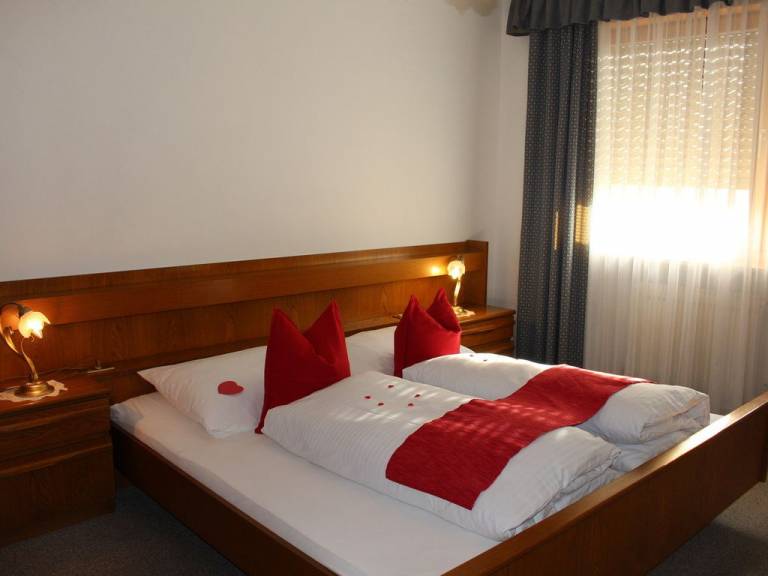 Ferienwohnung mit Hund in Kastelbell, Kastelbell-Tschars für max. 5 Personen Ferienwohnung mit Hund in Kastelbell, Kastelbell-Tschars für max. 5 Personen