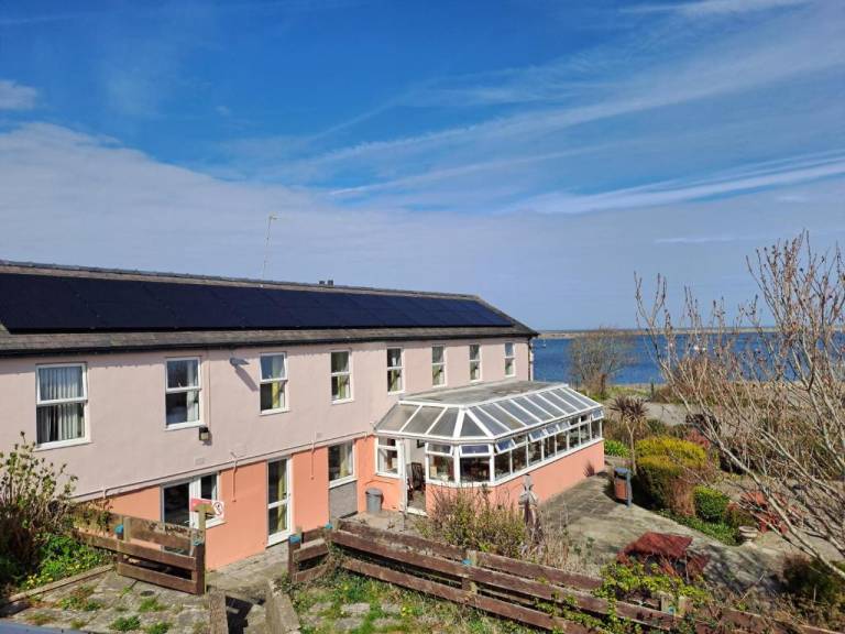 Boathouse Hotel — photo 2