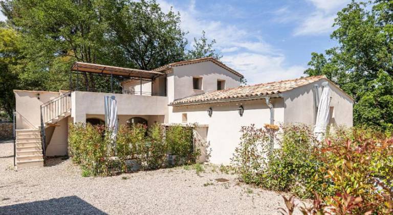 Beautiful vacation home with terrace & yard | Perfect for remote work | Pets are welcome in Saint-Paul-de-Vence