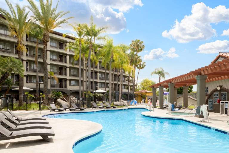 Four Points by Sheraton Anaheim — photo 3