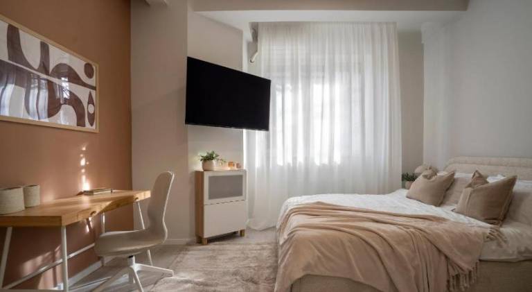 Rental apartment | Next to Stavropoleos Monastery | Perfect for remote work in Bucharest