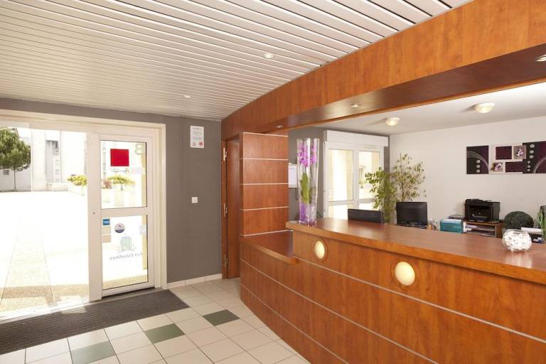 Serviced apartment for 127 persons — photo 5
