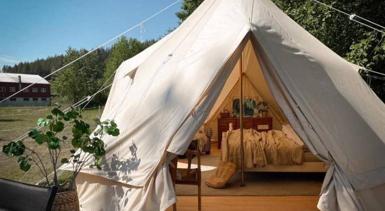 Idyllisk glamping rett ved elven in Skien