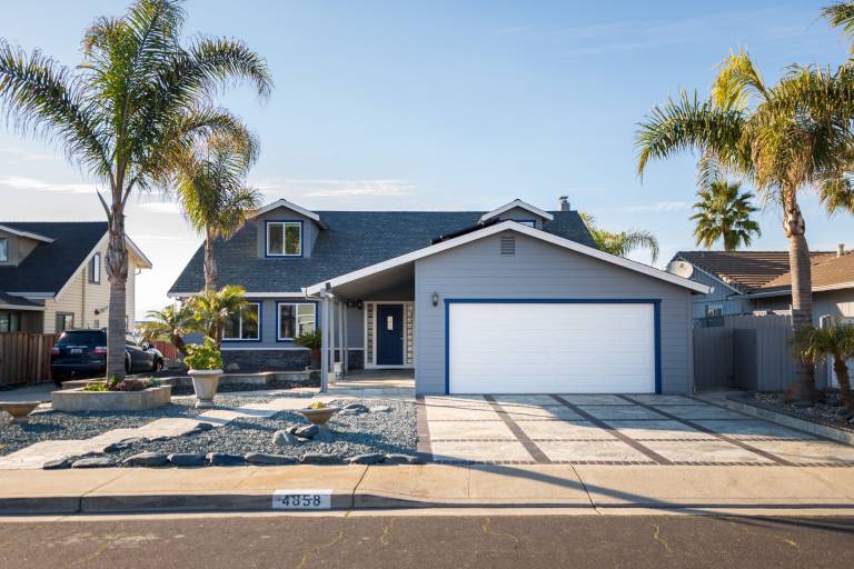 House  Discovery Bay
