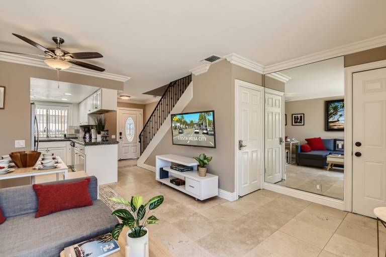 Spacious 3BR Yard BBQ Games Free Parking 0R2 — photo 3