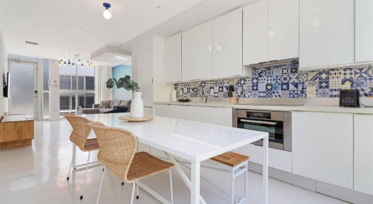 Roami at 250 Collins — photo 3